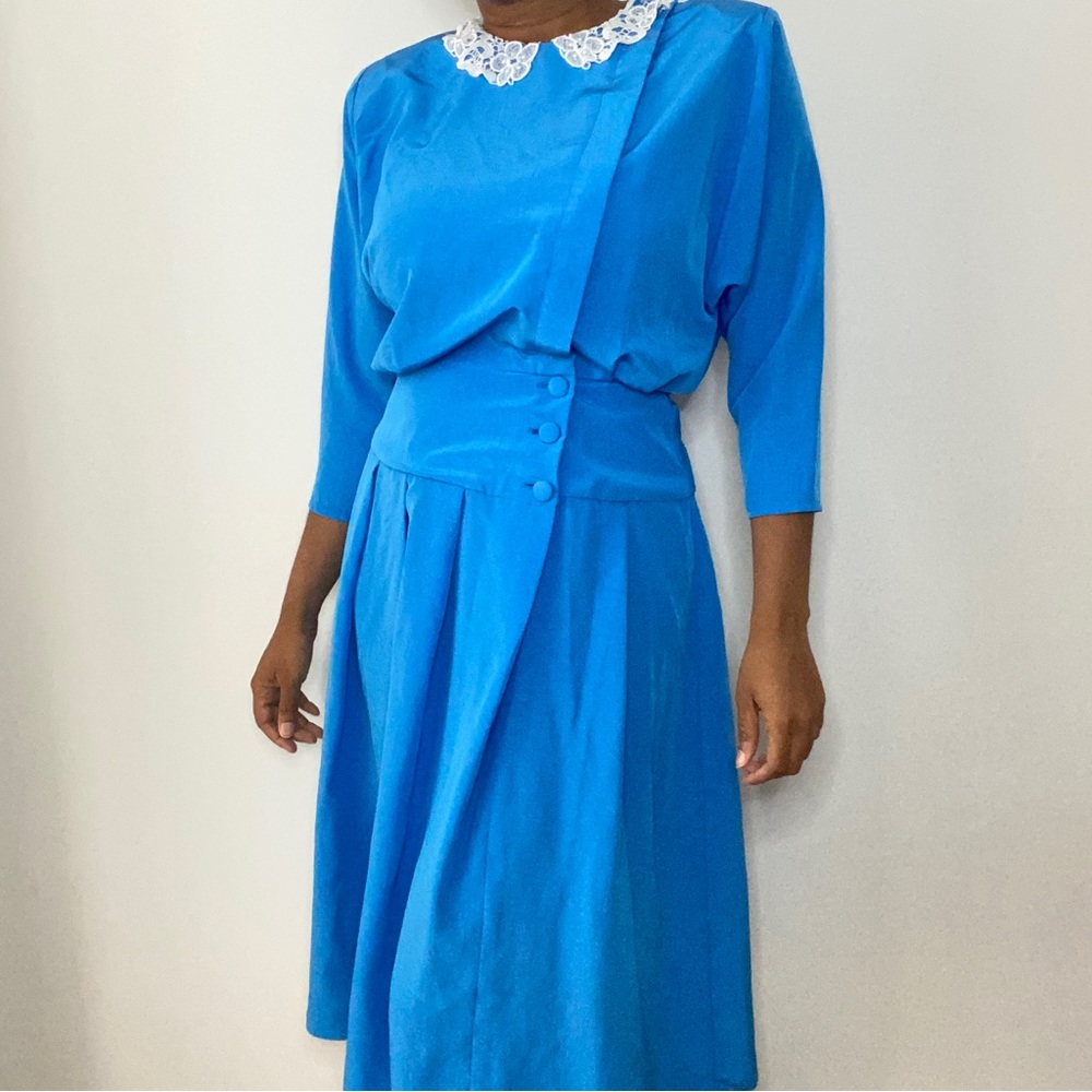 1980s Vintage Blue Midi Dress with White Lace Collar